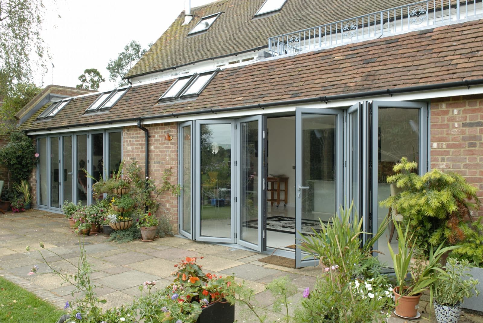 aluminium bi-fold doors chatham kent